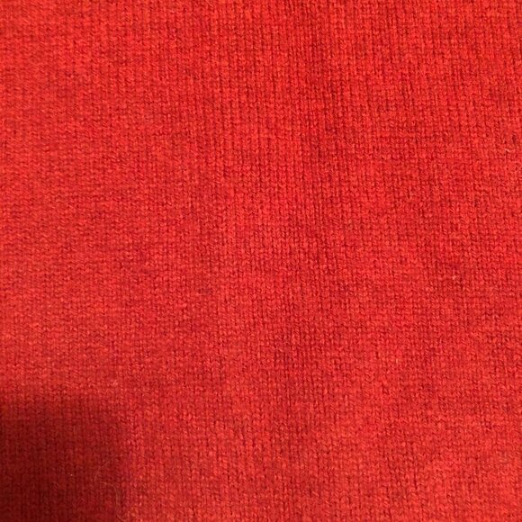 LL BEAN Vest Mens Size L Sweater 100% Pure Lambswool V-Neck Sleeveless Color Red - Picture 3 of 9